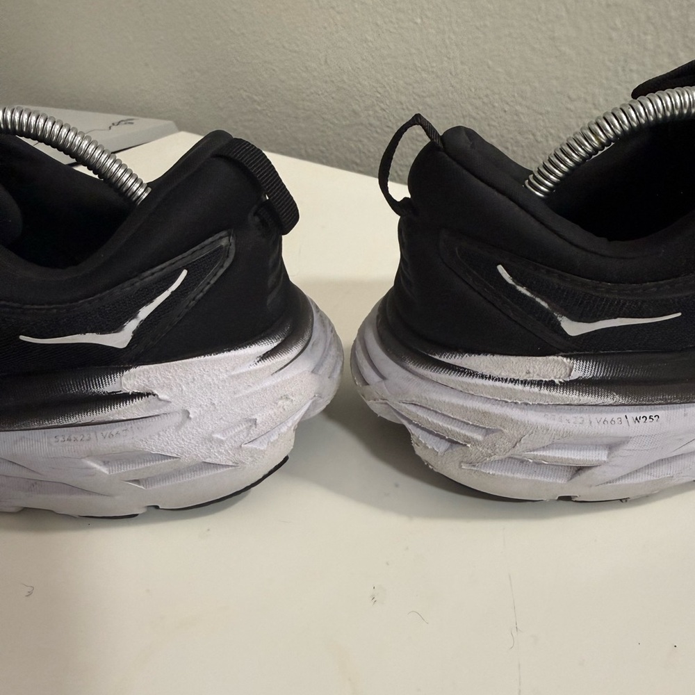 Hoka Bondi 8 Men's Black Athletic Shoes - Picture 7 of 10